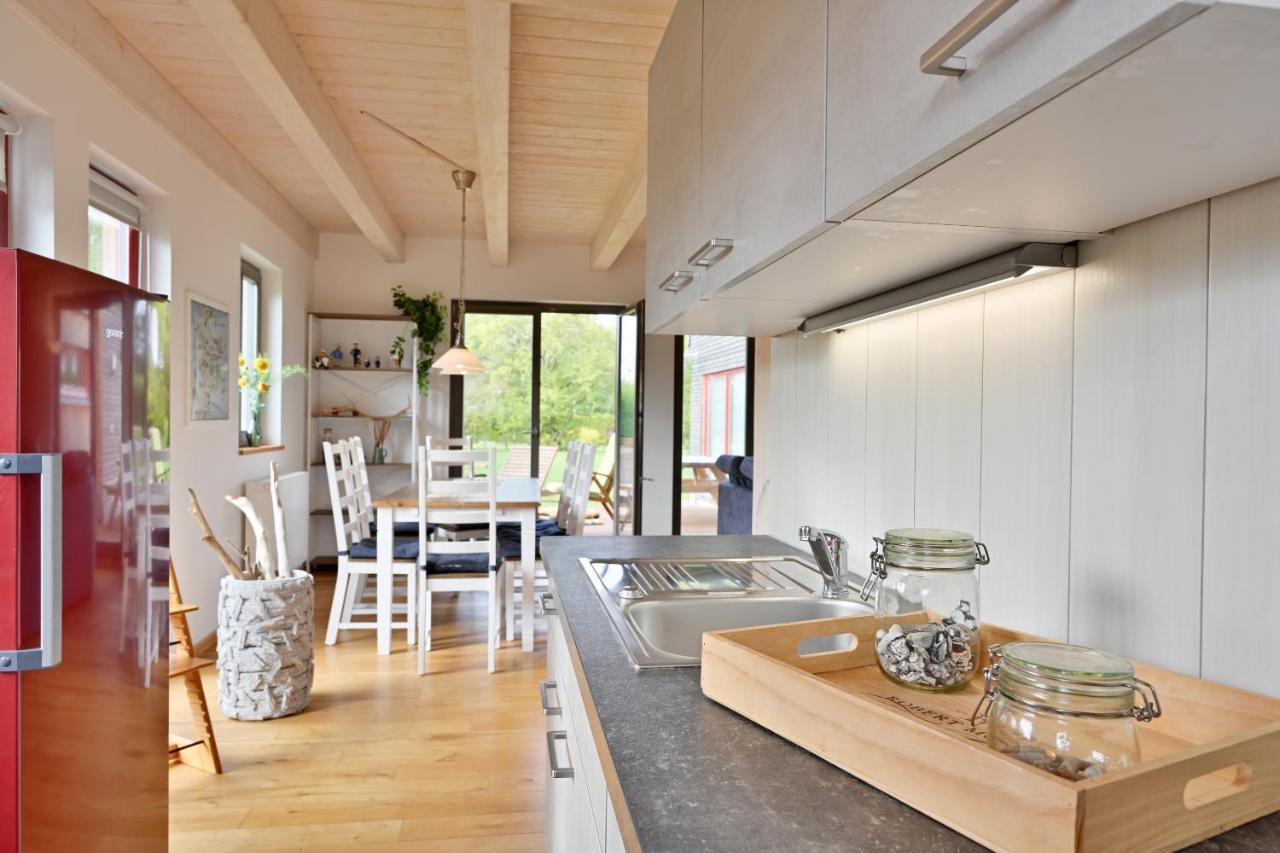 Villa Reetdachhaus "Treibholz" à Wiek auf Rügen Extérieur photo