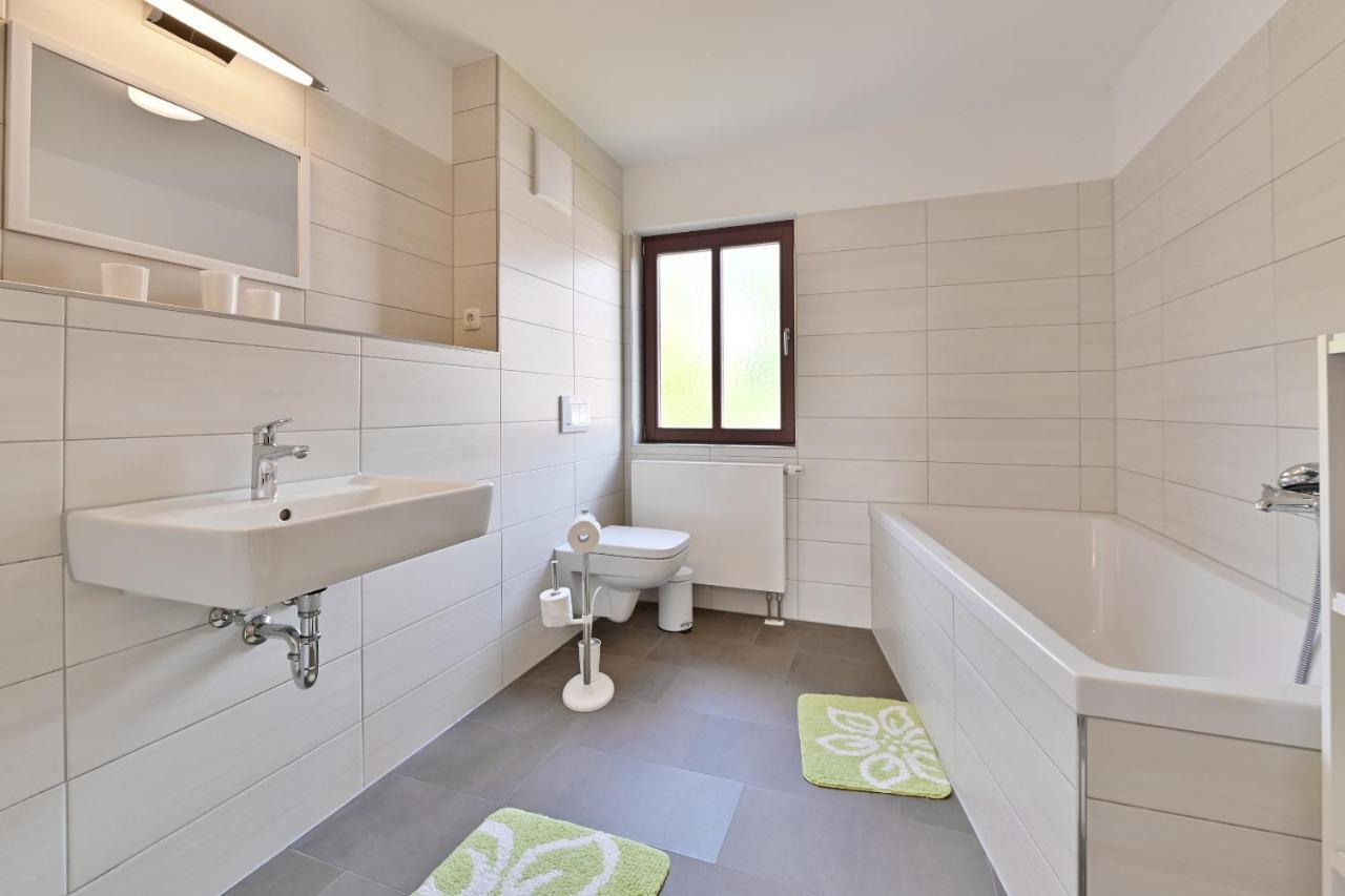 Villa Reetdachhaus "Treibholz" à Wiek auf Rügen Extérieur photo