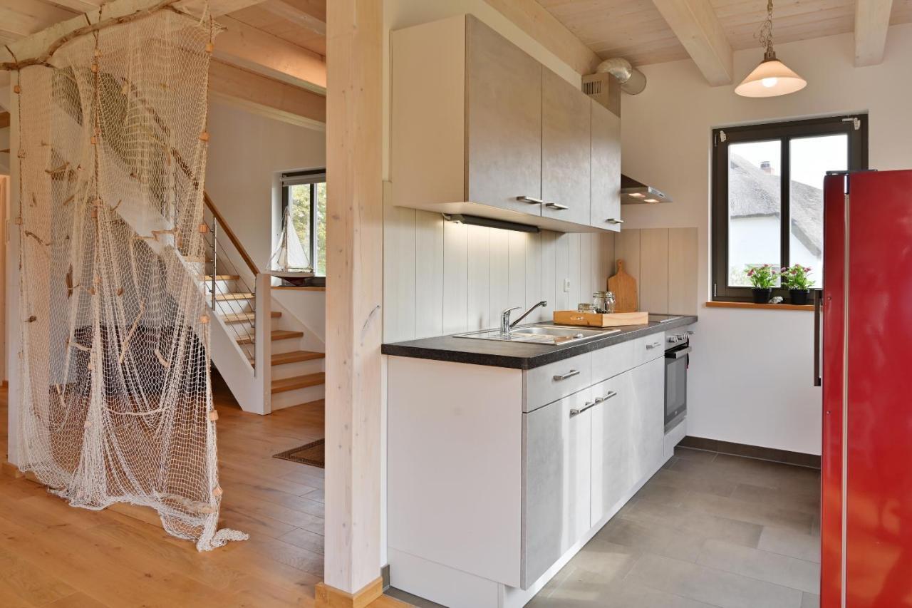 Villa Reetdachhaus "Treibholz" à Wiek auf Rügen Extérieur photo