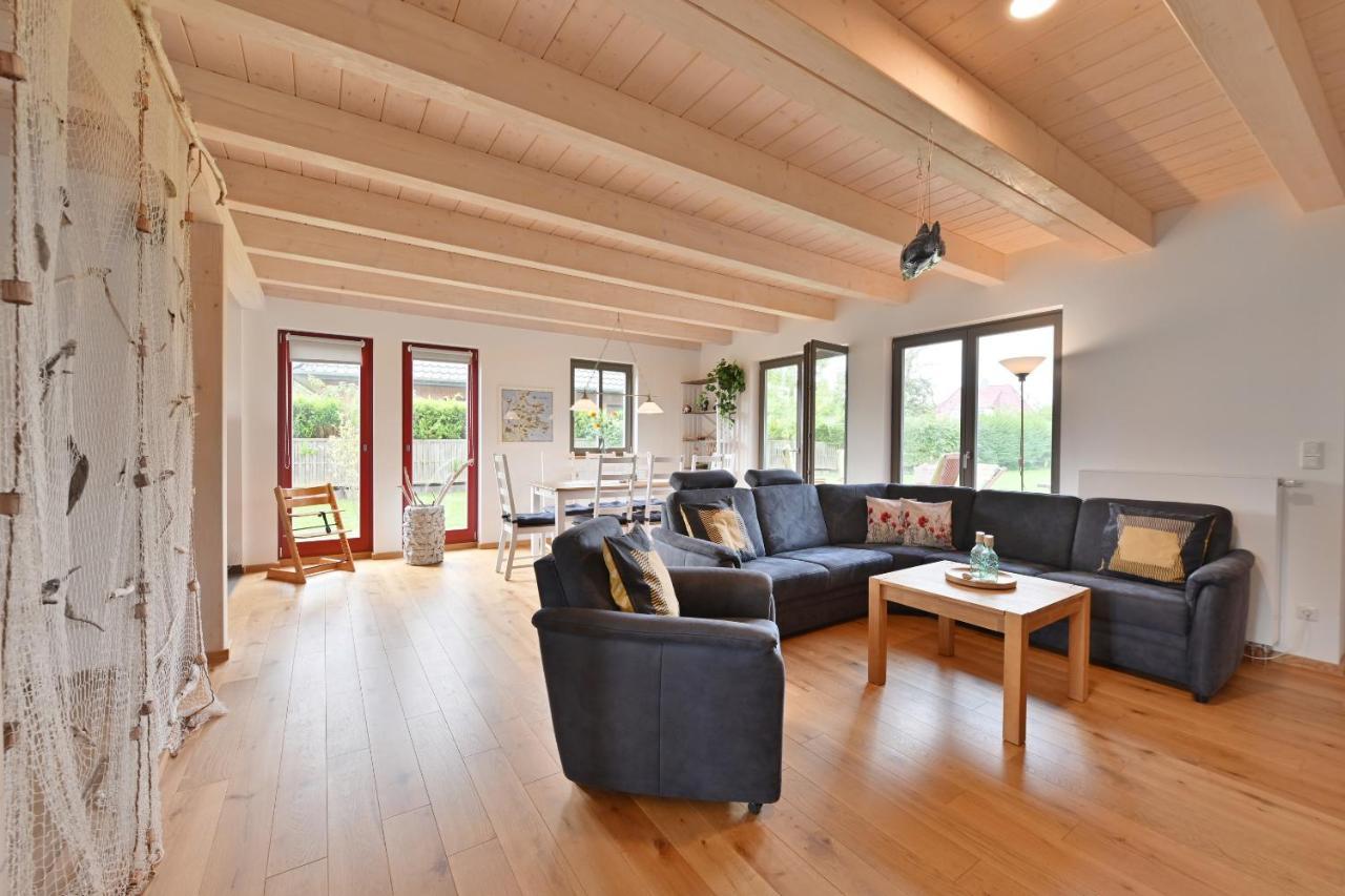Villa Reetdachhaus "Treibholz" à Wiek auf Rügen Extérieur photo